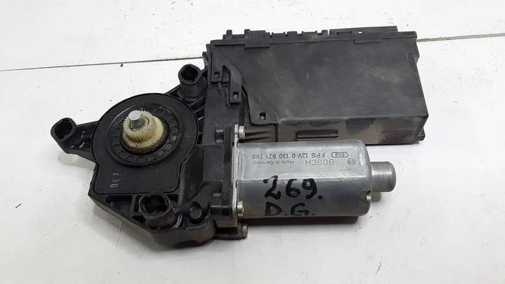 Audi A4 (2000 - 2006)  8E0959802A Механизм подъема окон задней двери