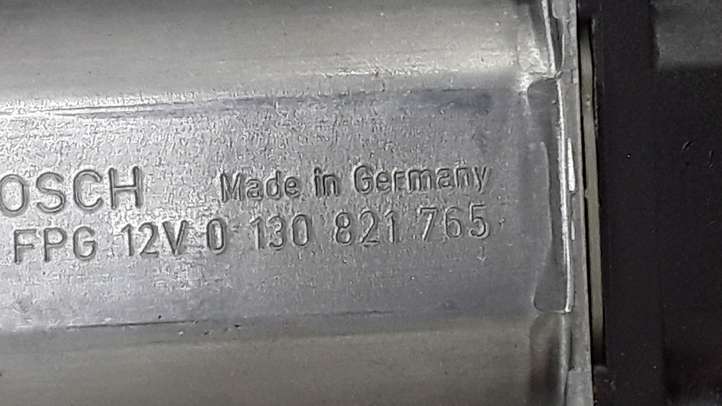 Audi A4 (2000 - 2006)  8E1959801B электродвигатель переднего стеклоподъемника