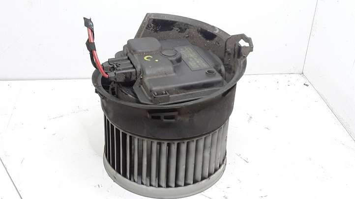 Citroen C5 (2004 - 2008)  4PUH18456AF Вентилятор печки