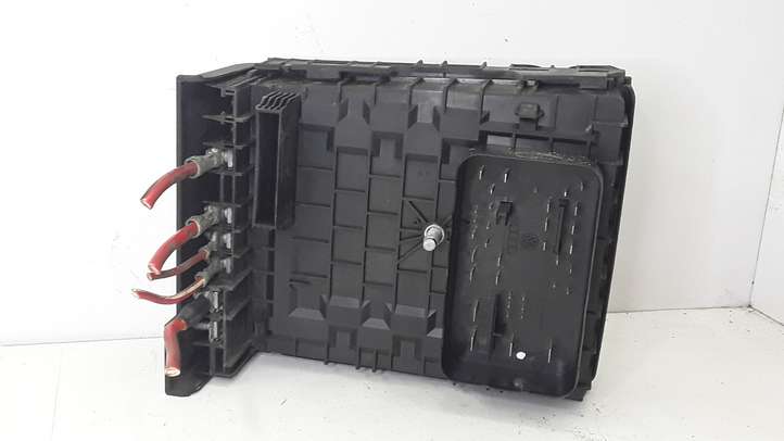 Audi A3/S3 8P (2004 - 2008)  1K0937125A Блок предохранителей