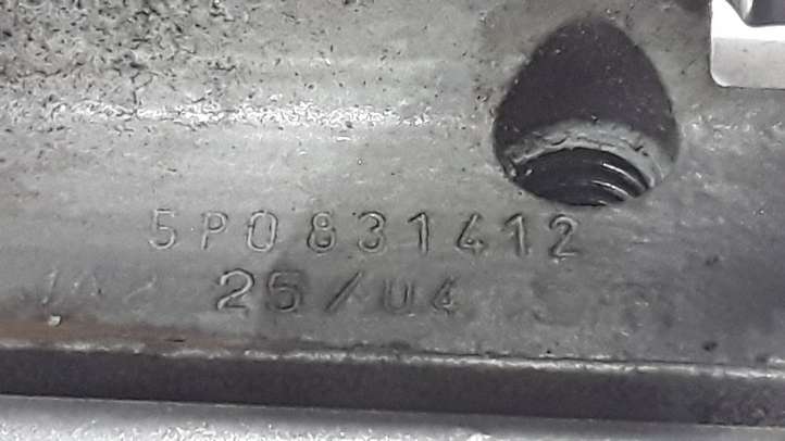 Seat Altea (2004 - 2009)  5P0831412 Комплект петель передней двери