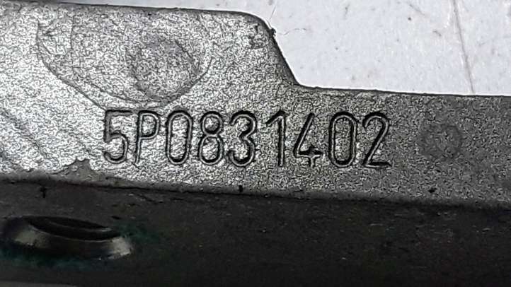 Seat Altea (2004 - 2009)  5P0831412 Комплект петель передней двери