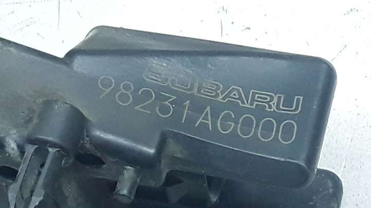 Subaru Legacy (2003 - 2009)  98231AG000 Датчик удара надувных подушек