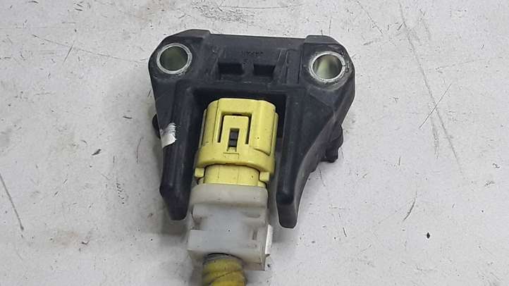 Subaru Legacy (2003 - 2009)  98231AG000 Датчик удара надувных подушек