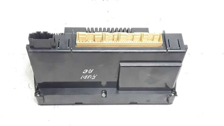 Audi A6 (1997 - 2001)  4B0820043H Отделка контроля климата / контроля печки