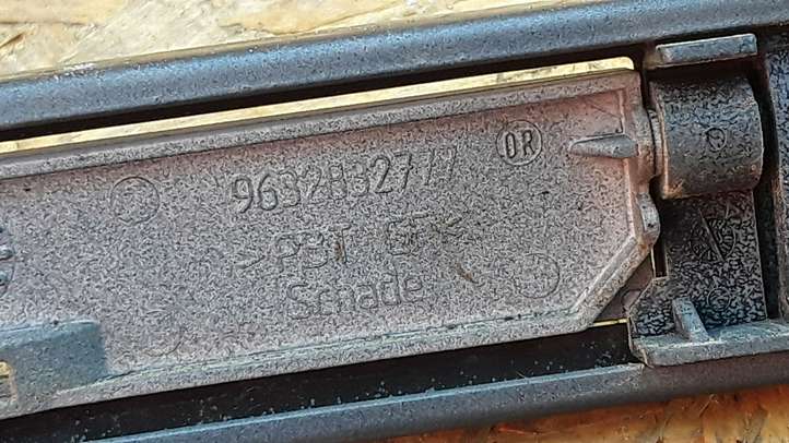 Peugeot 607 (2000 - 2004)  9632832877 Звукоизоляция крыши