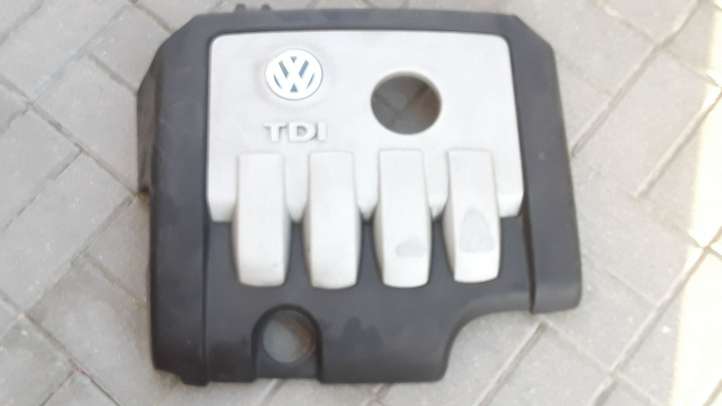 Volkswagen Touran I (2003 - 2010)  03G103925BP Крышка двигателя (отделка)