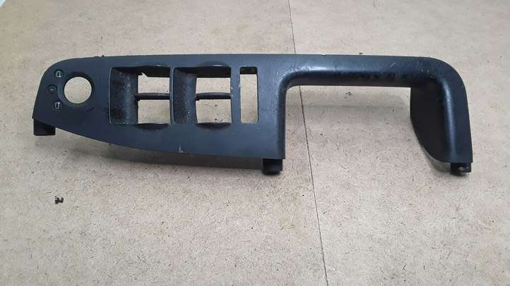 Audi A4 (2000 - 2006)  8E1867171 Внутренняя ручка