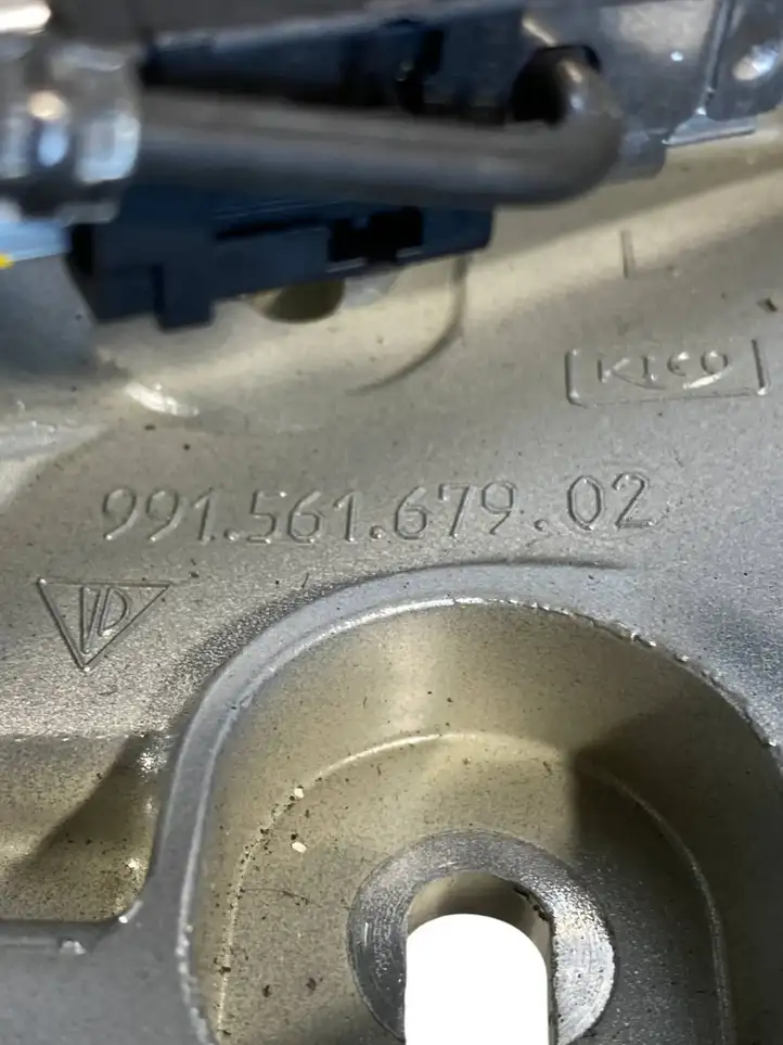 Porsche 911 991 (2011 - 2019) 99156167902 Петли крышки багажника — фото 4