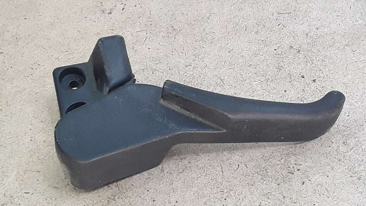 Volkswagen PASSAT B5.5 (2001 - 2005)  3B1823533 Ручка капота