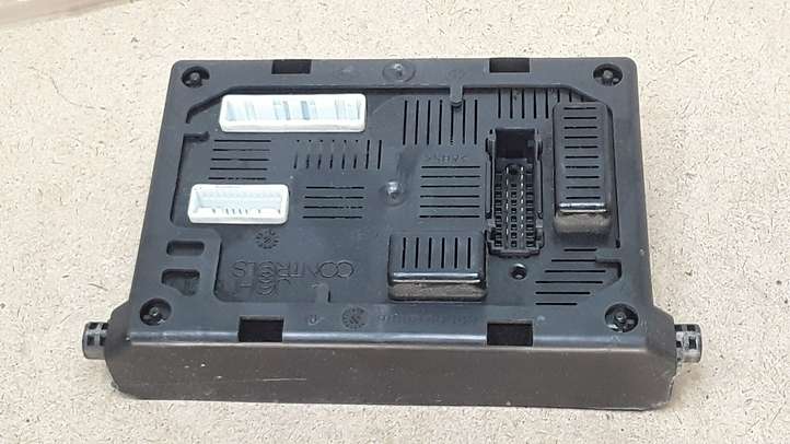 Renault Modus (2004 - 2007)  8200200106 Mодуль kомфортa