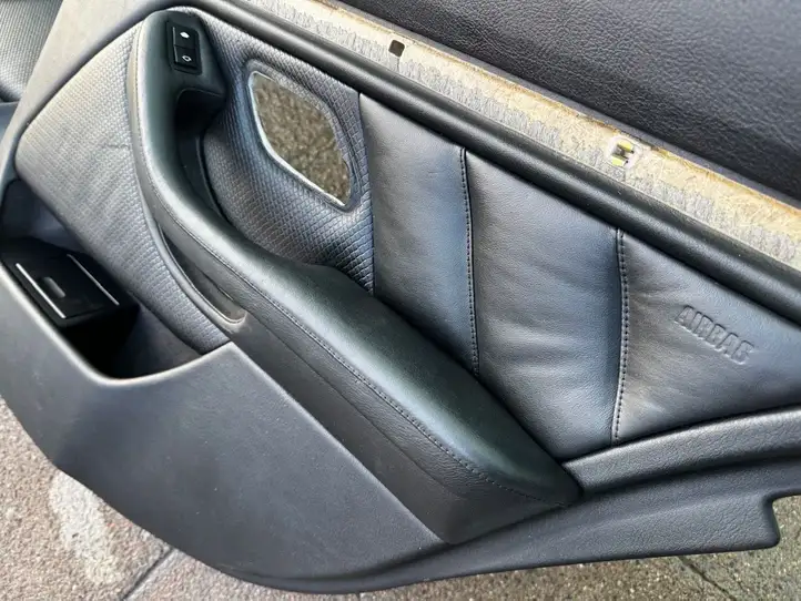BMW 5 E39 (1996 - 2003) 8212793 Обшивка передней двери — фото 13