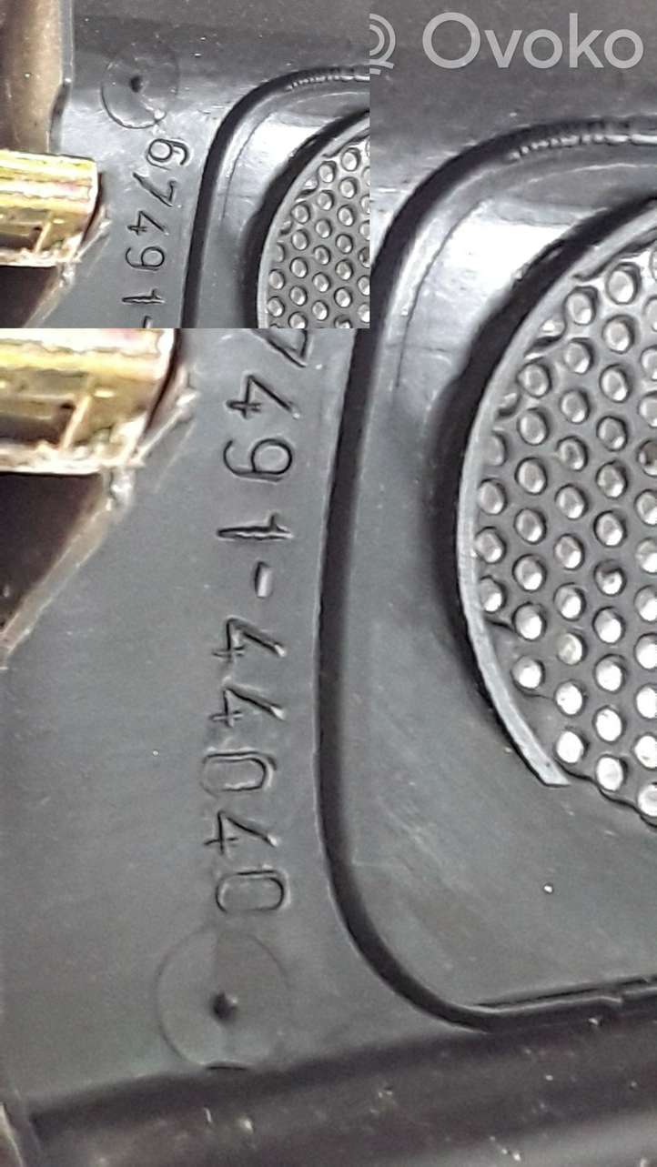 Toyota Avensis Verso (2001 - 2004)  6749144040 Другая деталь отделки пере́дней дверей