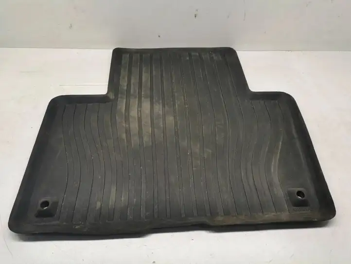 Volvo XC90 (2014 - 2019) 31389573 Коврик для второго ряда — фото 2