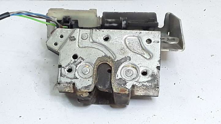 Ford Mondeo Mk III (2000 - 2007)  3S71A43102AA Замок задней крышки