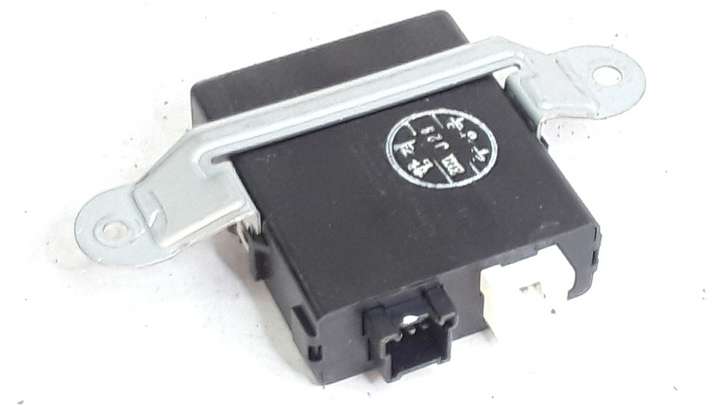 Hyundai Santa Fe (2000 - 2005)  9875026000 Реле стеклоочистителей