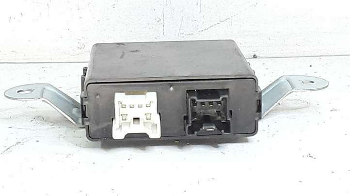 Hyundai Santa Fe (2000 - 2005)  9875026000 Реле стеклоочистителей