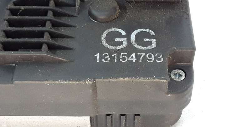 Opel Meriva (2006 - 2010)  13154793 Замок задней двери
