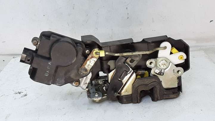 Hyundai Santa Fe (2000 - 2005)   Замок задней двери