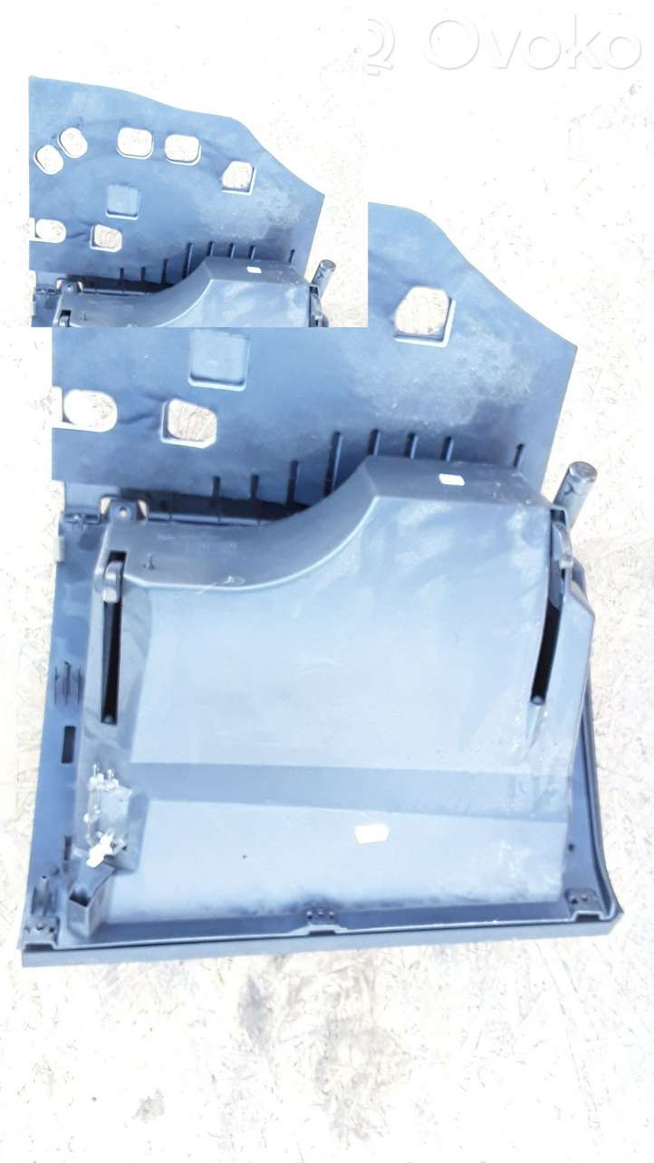 Opel Vectra (2002 - 2005)  13151872 Комплект ящика для вещей (бардачка)