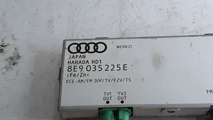 Audi A4 (2000 - 2006)  8E9035225E Усилитель антенны