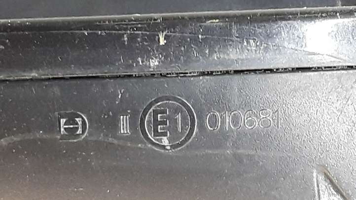 Audi A4 (2000 - 2006)  E1010681 Зеркало боковое с электрическим приводом