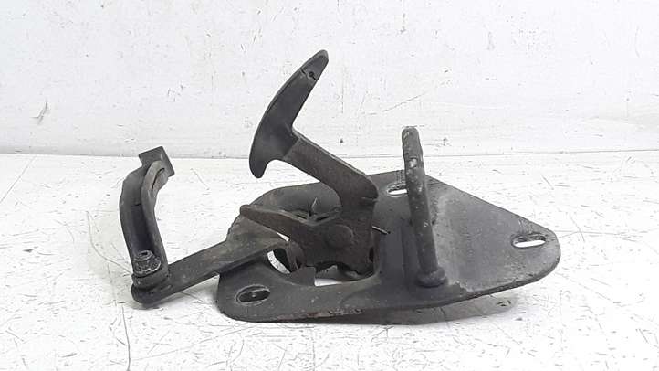 Skoda Fabia Mk1 (6Y) (1999 - 2007)  6Y0823480KC Петля замка капота