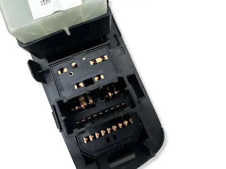 Nissan X-Trail T31 (2007 - 2014) 25401JG410 Кнопка стеклоподъемников — фото 1