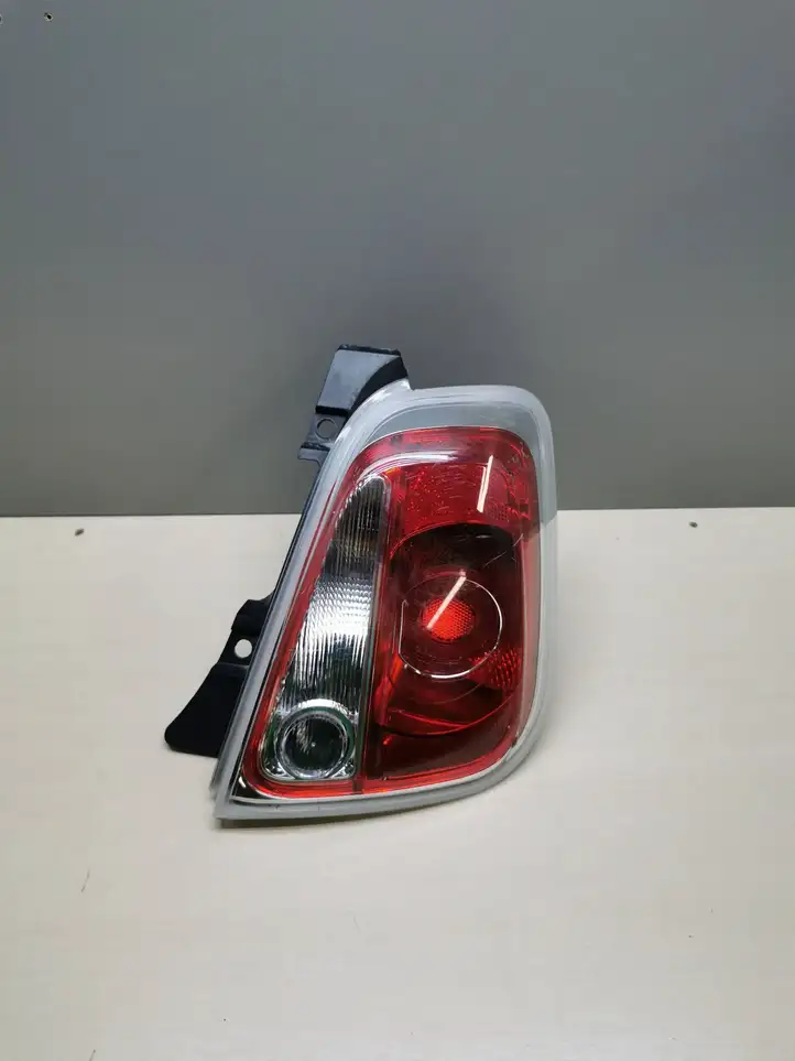 Fiat 500 (2008 - 2015) 68084368AF Фонарь заднего хода — фото 1