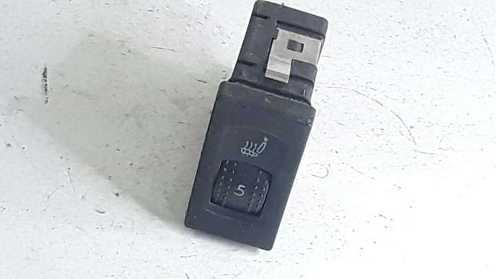 Volkswagen PASSAT B5 (1997 - 2000)  3B0963563C Включатель обогрева
