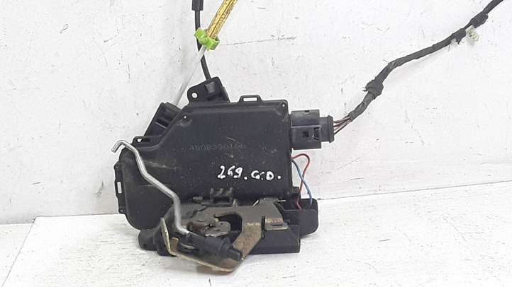 Audi A6 (1997 - 2001)  4B0839016B Замок задней двери