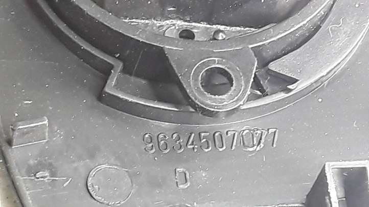 Peugeot 307 (2005 - 2008)  9634507077 Громкоговоритель в панели