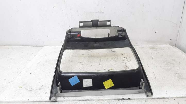 Peugeot 307 (2005 - 2008)  9651943877 Рамка рычага переключения передач