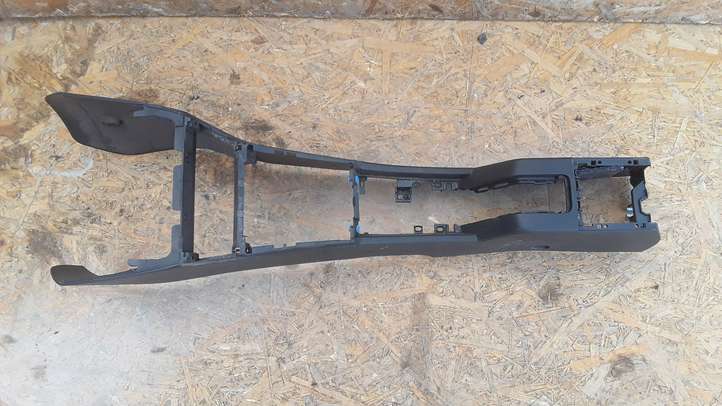 Opel Astra (2004 - 2009)  331985467 Центральная консоль