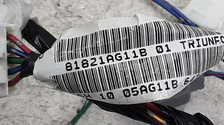 Subaru Legacy (2003 - 2009)  81821AG11B Проводка передних дверей