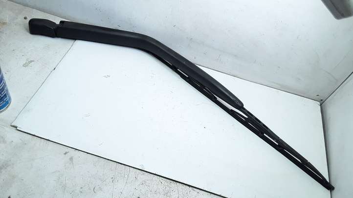 Renault Megane I (1995 - 2002)  7700413089 Ножка стеклоочистителя заднего стекла
