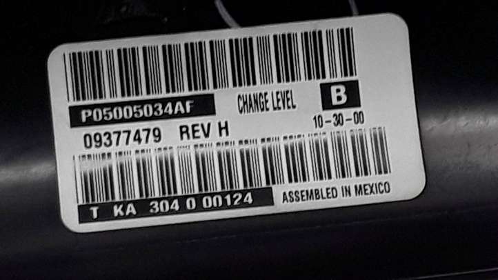Chrysler Voyager (2001 - 2004)  P09379812C Центральный дефлектор