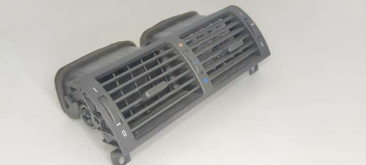 BMW 3 E46 (1998 - 2005)  64228363199 Центральный дефлектор