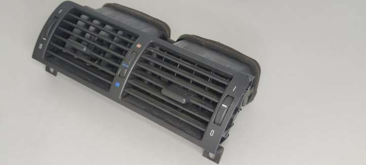 BMW 3 E46 (1998 - 2005)  64228363199 Центральный дефлектор