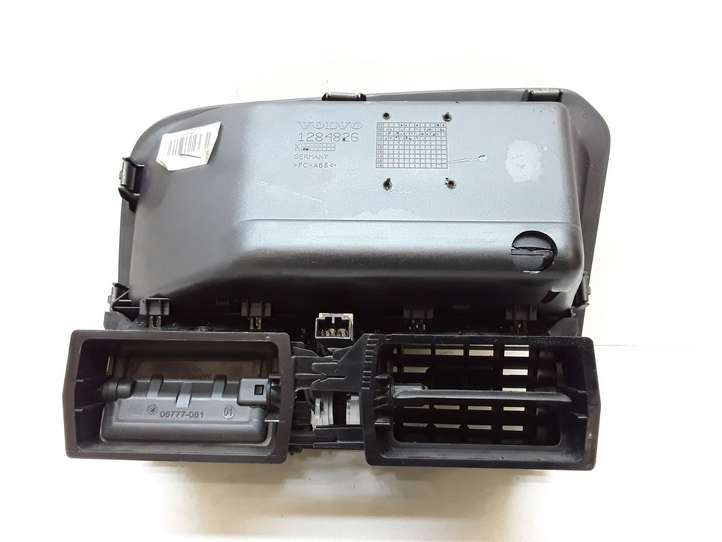 Volvo XC60 (2008 - 2013)  30791738 Центральный дефлектор