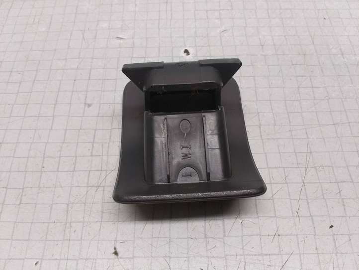 Volkswagen Golf V (2003 - 2009)  1K0887233 Заглушка, крышка ISOFIX