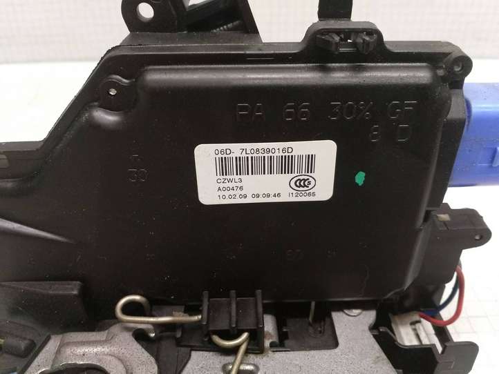 Volkswagen Golf V (2003 - 2009)  7L0839016D Замок задней двери