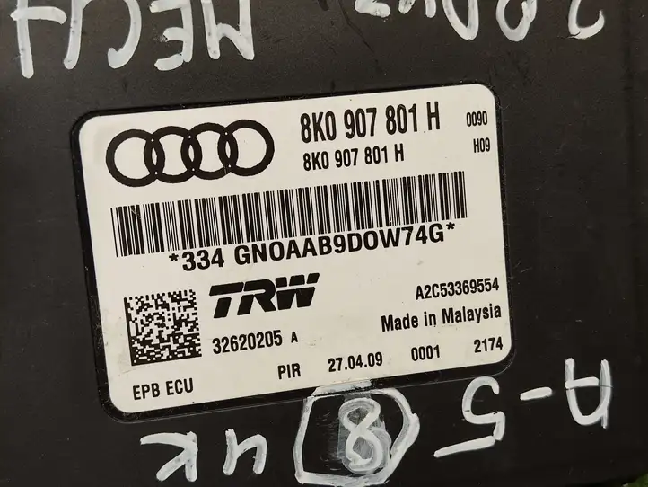 Audi A5 8T 8F (2007 - 2011) 8K0907801H Блок управления стояночным тормозом — фото 2