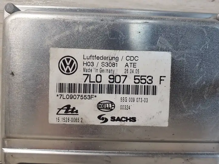 Volkswagen Touareg I (2002 - 2010) 7L0907553F Блок управления подвеской — фото 2