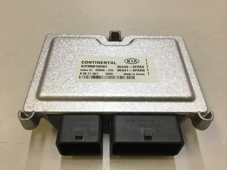 Kia Sportage (2016 - 2018)  954403FAE0 Блок управления коробки передач