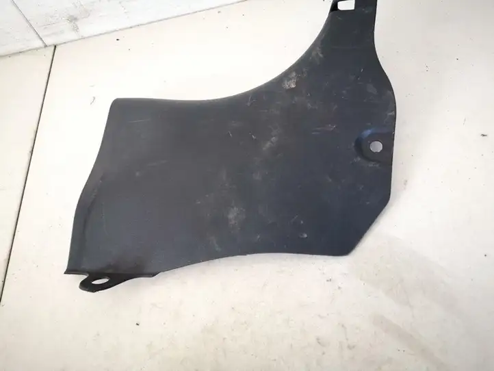 Hyundai i30 (2007 - 2012)  858242r000 Другая деталь салона