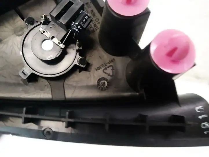 Hyundai i30 (2007 - 2012)  876502R020 Громкоговоритель (громкоговорители) в передних дверях