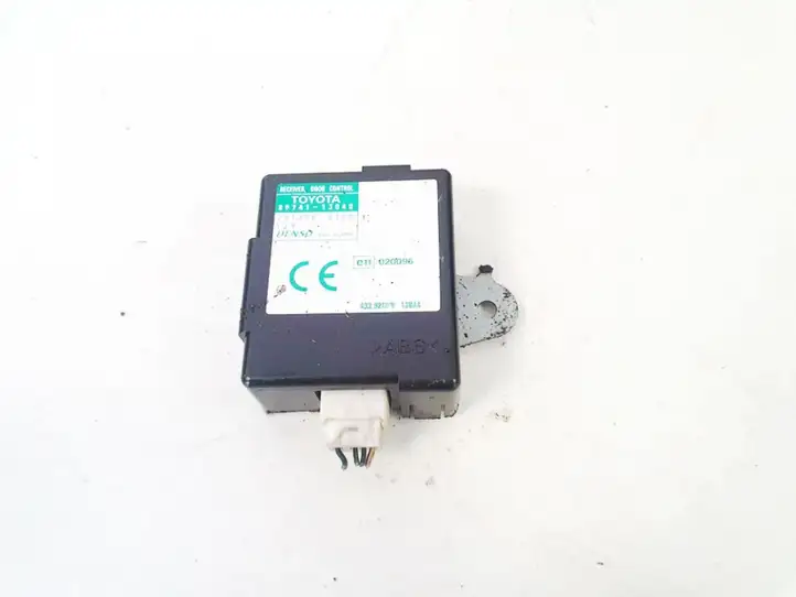 Toyota Corolla Verso E121 (2001 - 2004) 8974113040 Блок иммобилайзера — фото 1