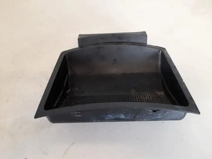 Volvo V50 (2004 - 2008)  8687478 Другая деталь салона