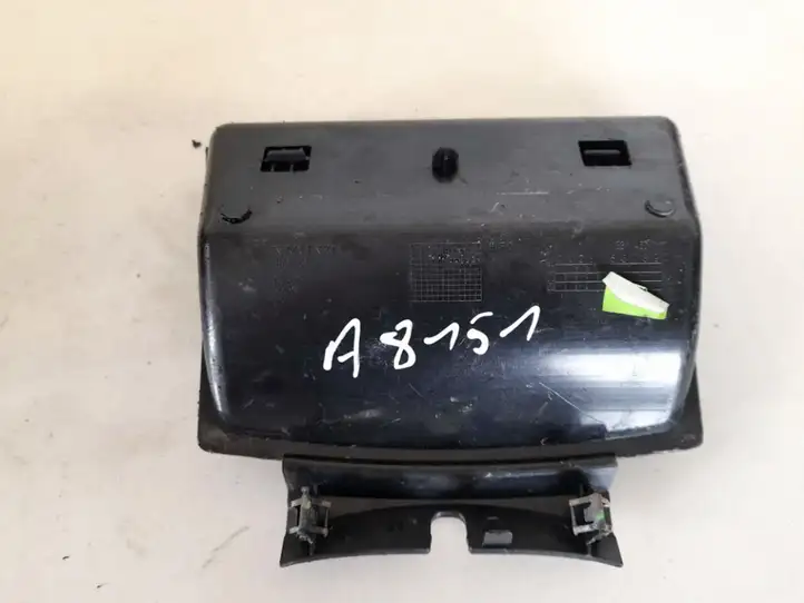 Volvo V50 (2004 - 2008)  8687478 Другая деталь салона